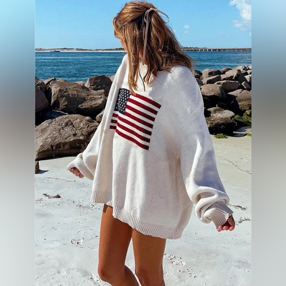 NEW American Flag sweater size "unisex" XL